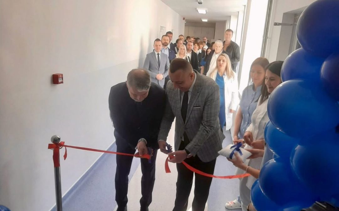 DIREKTOR JZU SPECIJALNE BOLNICE ZA PSIHIJATRIJU SOKOLAC, DRAGAN BULAJIĆ PRISUSTVOVAO OTVARANJU NOVOG ODJELJENJA INTENZIVNE MEDICINE ZA NEHIRURŠKE GRANE U FOČI