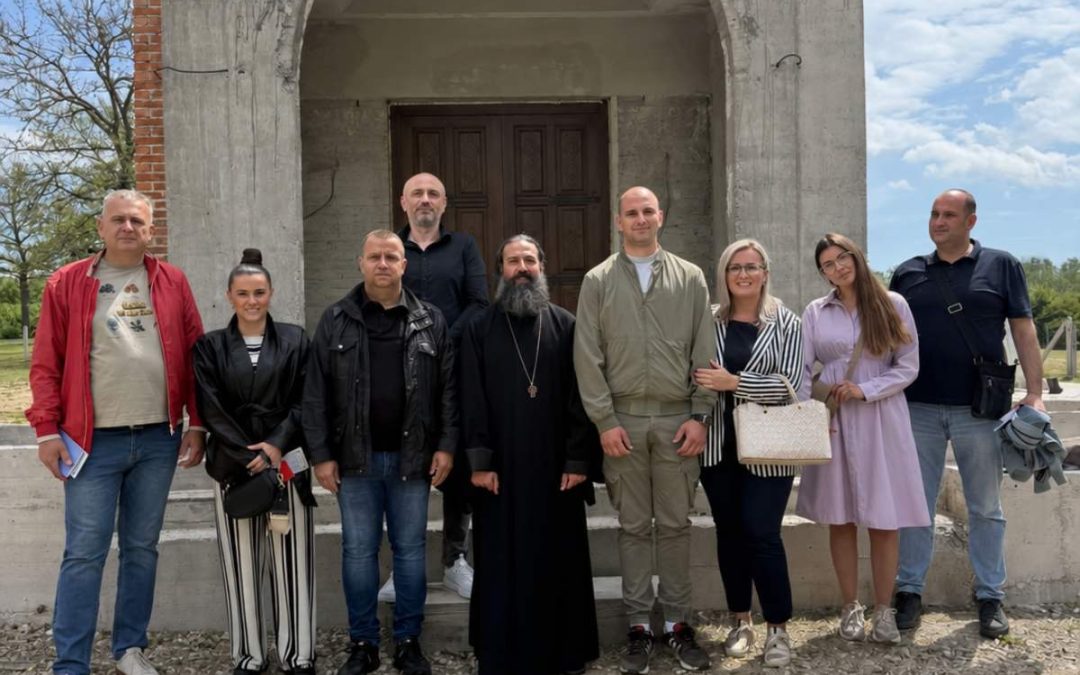 PACIJENTI JZU SPECIJALNE BOLNICE ZA PSIHIJATRIJU SOKOLAC POSJETILI MANASTIR SVETE TROJICE U OZERKOVIĆIMA